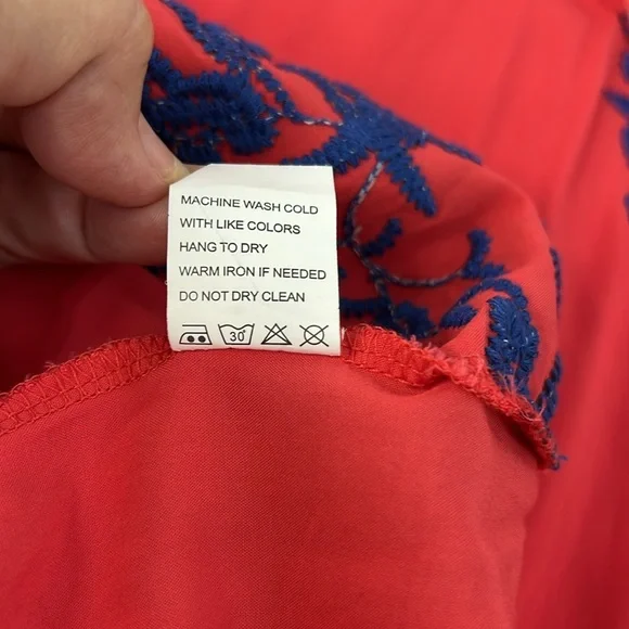 Velzera Coral Red and Blue Embroidered Floral Tunic Sz XXL - Picture 9 of 10